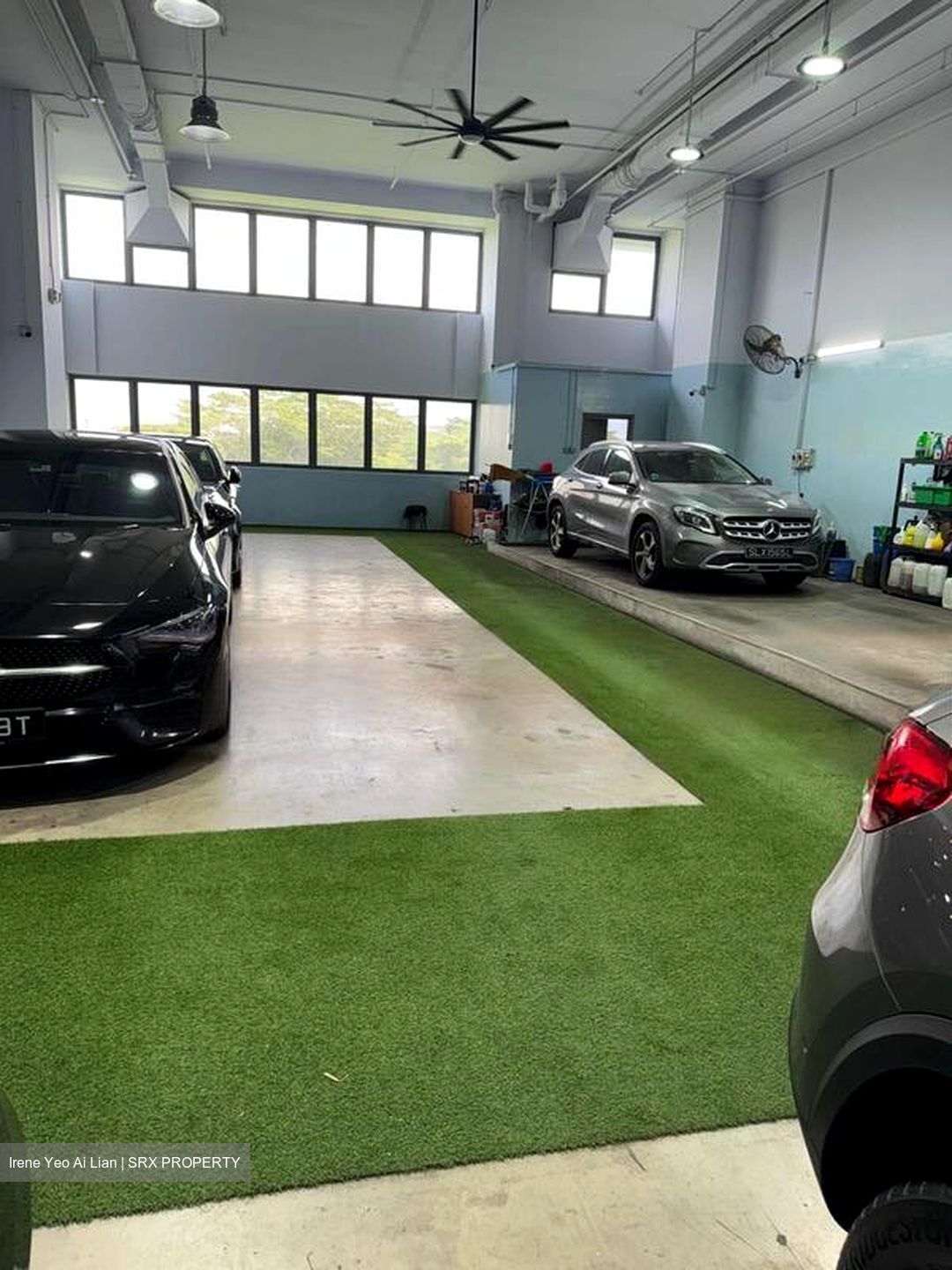 Carros Centre (D25), Factory #485602531